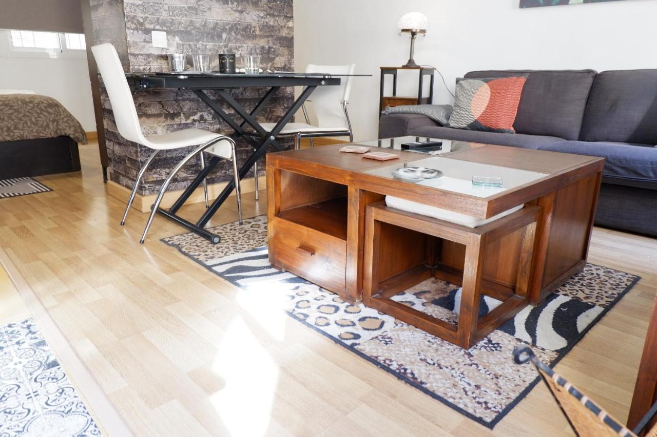 Atico En El Centro Historico Con Terraza Apartment Malaga Bagian luar foto