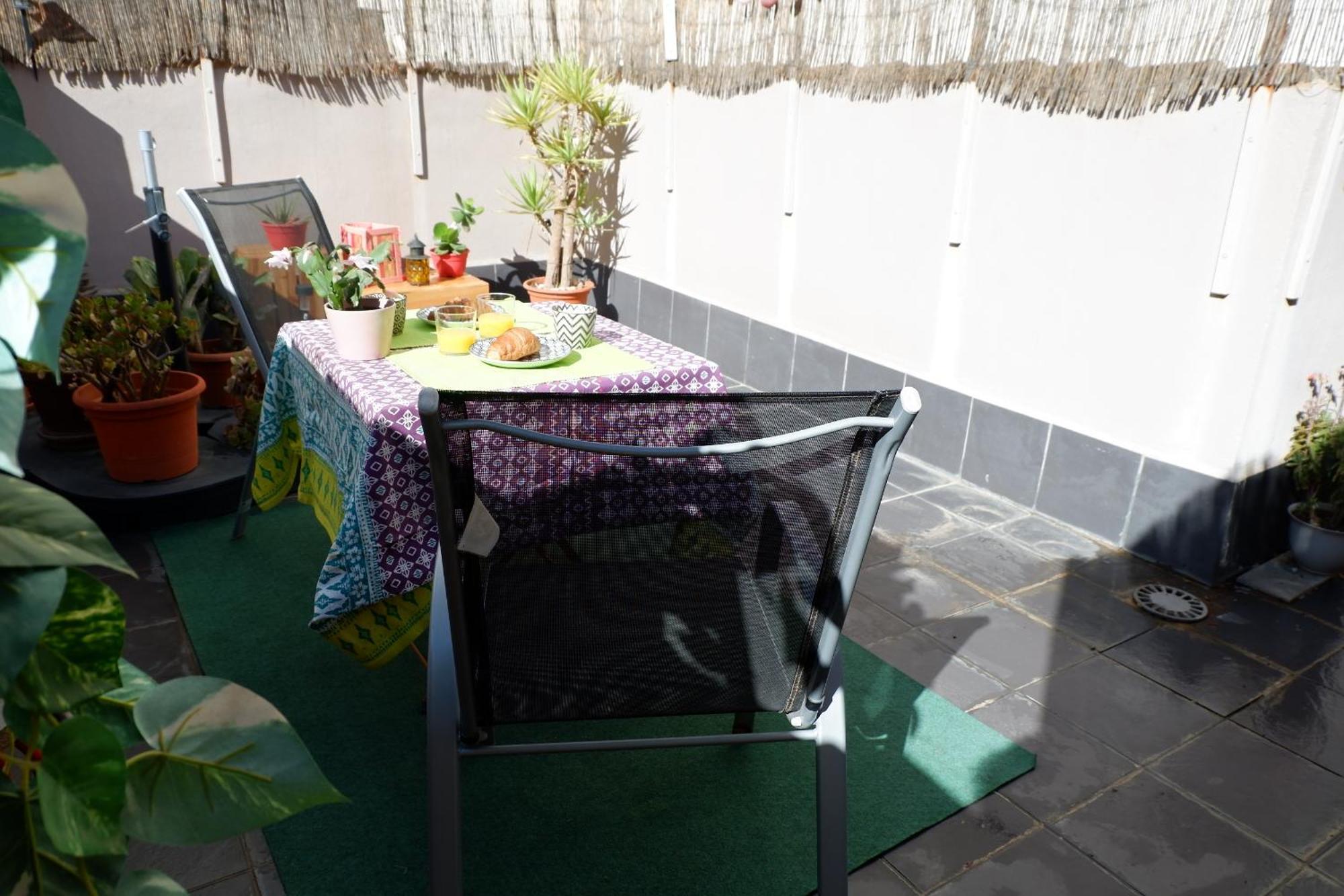 Atico En El Centro Historico Con Terraza Apartment Malaga Bagian luar foto